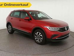 Rot Gebraucht 2023 VW Tiguan Active SUV | 28.460 € (Guter Preis)
