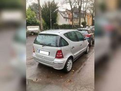 Silber Gebraucht 2001 Mercedes A160 Classic Limousine | 999 € (Fairer Preis)