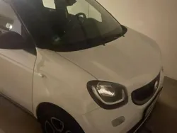 Weiß Gebraucht 2017 Smart ForFour Kleinwagen | 6.000 € (Fairer Preis)