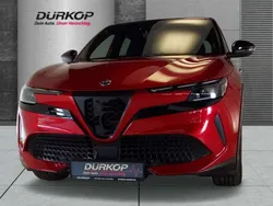 Rosso brera Gebraucht 2024 Alfa Romeo Junior Edizione Speciale SUV | 33.960 € (Guter Preis)