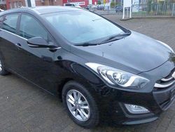 Schwarz Gebraucht 2014 Hyundai i30 Kombi | 5.990 € (Fairer Preis)