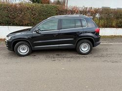 Schwarz Gebraucht 2016 VW Tiguan S SUV | 13.590 € (Teuer)