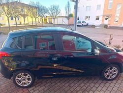 Schwarz Gebraucht 2017 Ford B-MAX Cool & Connect Van / Kleinbus | 7.200 € (Guter Preis)