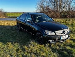 Schwarz Gebraucht 2008 Mercedes C320 Avantgarde Limousine | 8.000 € (Fairer Preis)