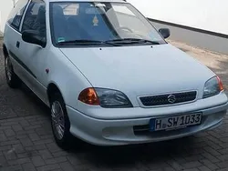 Gebraucht 2001 Suzuki Swift Kleinwagen | 790 €