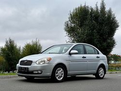 Grau Gebraucht 2006 Hyundai Accent Limousine | 2.650 €