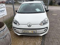 Candyweiss Gebraucht 2014 VW up! Cup Kleinwagen | 8.650 € (Etwas zu teuer)