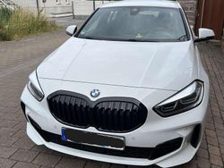 Weiß Gebraucht 2021 BMW 118 M Sport Kleinwagen | 21.950 € (Fairer Preis)