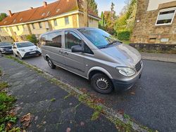 Silber Gebraucht 2010 Mercedes Vito Van / Kleinbus | 9.999 €
