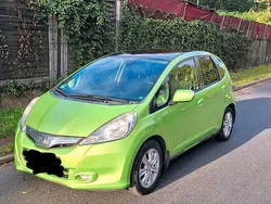 Grün Gebraucht 2013 Honda Jazz Hybrid Kleinwagen | 4.500 €