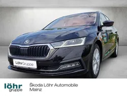 Schwarzmagic perleffekt Gebraucht 2022 Skoda Octavia Style Kombi | 24.330 € (Guter Preis)