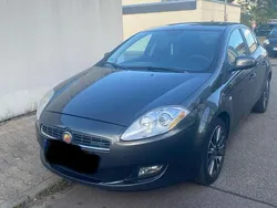 Grau Gebraucht 2007 Fiat Bravo Kleinwagen | 1.499 € (Fairer Preis)