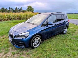 Blau Gebraucht 2019 VW Touran GT Van / Kleinbus | 19.900 € (Fairer Preis)