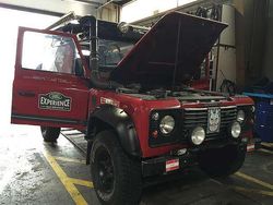 Rot metallic Gebraucht 1999 Land Rover Defender SUV | 10.000 €