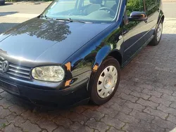 Schwarz Gebraucht 2003 VW Golf IV Kleinwagen | 1.199 € (Teuer)