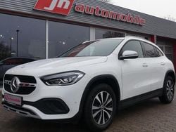 Weiß Gebraucht 2021 Mercedes GLA200 Style SUV | 29.800 € (Fairer Preis)