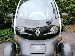 Schwarz Gebraucht 2015 Renault Twizy Kleinwagen | 6.000 € (Teuer)