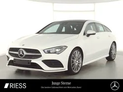 Weiss Gebraucht 2022 Mercedes CLA200 AMG Kombi | 31.400 € (Fairer Preis)
