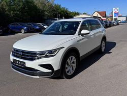Pure white Gebraucht 2023 VW Tiguan Elegance SUV | 40.000 € (Etwas zu teuer)