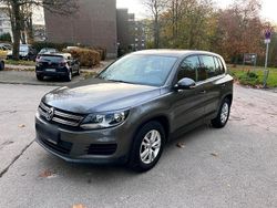 Grau Gebraucht 2014 VW Tiguan SUV | 7.950 € (Superpreis)