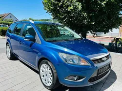 Blau Gebraucht 2009 Ford Focus Sport Limousine | 2.800 € (Etwas zu teuer)