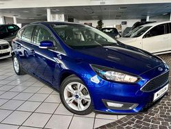 Blau Gebraucht 2016 Ford Focus Trend Limousine | 7.950 € (Fairer Preis)
