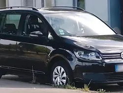 Schwarz Gebraucht 2011 VW Touran Van / Kleinbus | 5.300 € (Fairer Preis)