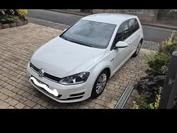 Weiß Gebraucht 2015 VW Golf VII LOUNGE Limousine | 8.950 € (Guter Preis)