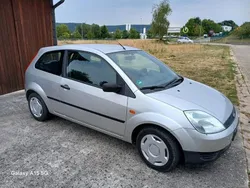 Silber Gebraucht 2005 Ford Fiesta Ambiente Kleinwagen | 1.599 € (Guter Preis)