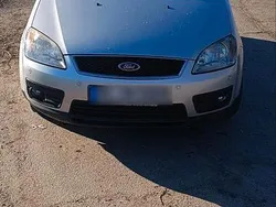 Silber Gebraucht 2004 Ford C-MAX Van / Kleinbus | 1.750 €