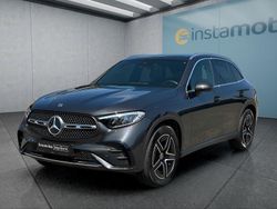 Grau Gebraucht 2024 Mercedes GLC200 SUV | 54.099 € (Teuer)