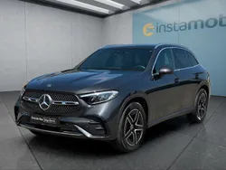 Grau Gebraucht 2024 Mercedes GLC200 SUV | 55.099 € (Teuer)