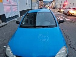 Blau Gebraucht 2001 Opel Corsa Coupé | 250 €