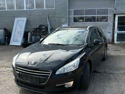 Schwarz Gebraucht 2012 Peugeot 508 Kombi | 1.100 €