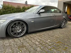 Grau Gebraucht 2011 BMW 330 Cabriolet Performance Cabrio | 12.500 € (Fairer Preis)