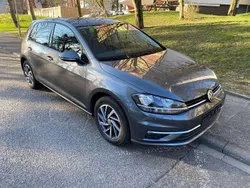 Grau Gebraucht 2017 VW Golf VII Sound Limousine | 11.700 € (Fairer Preis)