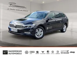 Deep black perleffekt Gebraucht 2023 VW Passat Business Kombi | 34.990 € (Fairer Preis)