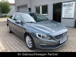 714 osmium grey / metallic Gebraucht 2017 Volvo S60 Momentum Limousine | 16.890 € (Fairer Preis)