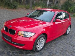 Rot Gebraucht 2009 BMW 116 Kleinwagen | 3.450 €