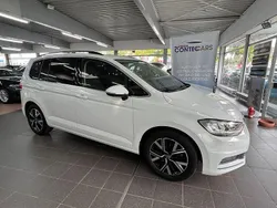 Pure white Gebraucht 2021 VW Touran Highline Van / Kleinbus | 28.999 € (Fairer Preis)