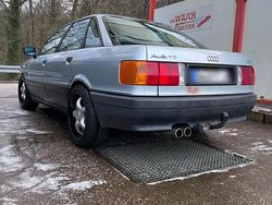 Silber Gebraucht 1989 Audi 80 Basis Limousine | 1.800 €