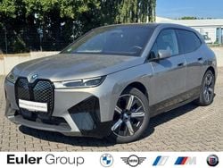 Grau Gebraucht 2023 BMW iX Sport Line SUV | 45.549 € (Fairer Preis)