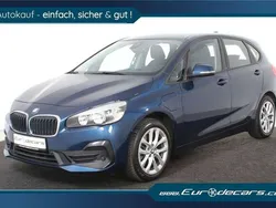Blau Gebraucht 2019 BMW 225 Van / Kleinbus | 15.850 € (Fairer Preis)