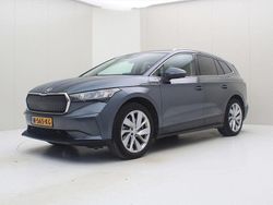 Grau Gebraucht 2021 Skoda Enyaq iV SUV | 25.900 € (Guter Preis)