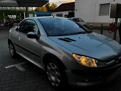 Silber Gebraucht 2000 Peugeot 206 CC Cabrio | 4.350 €