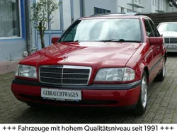Rot Gebraucht 1995 Mercedes C180 Limousine | 7.990 €