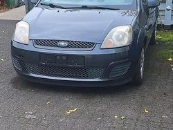 Grau Gebraucht 2007 Ford Fiesta Kleinwagen | 699 €
