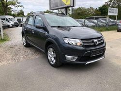 Grau Gebraucht 2016 Dacia Sandero Stepway Kleinwagen | 5.990 € (Fairer Preis)