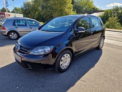 Schwarz Gebraucht 2006 VW Golf Plus Cross Trendline Van / Kleinbus | 4.499 € (Fairer Preis)