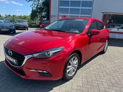 Rot Gebraucht 2018 Mazda 3 Exclusive-Line Limousine | 15.699 € (Fairer Preis)